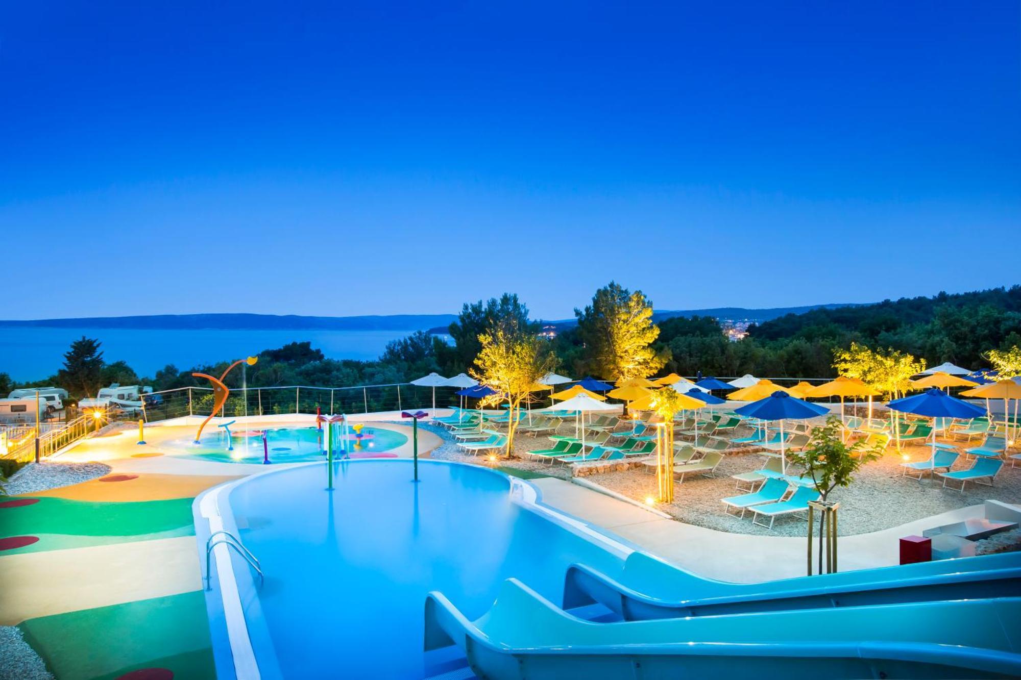 Krk Premium Camping Resort คิร์ก ภายนอก รูปภาพ