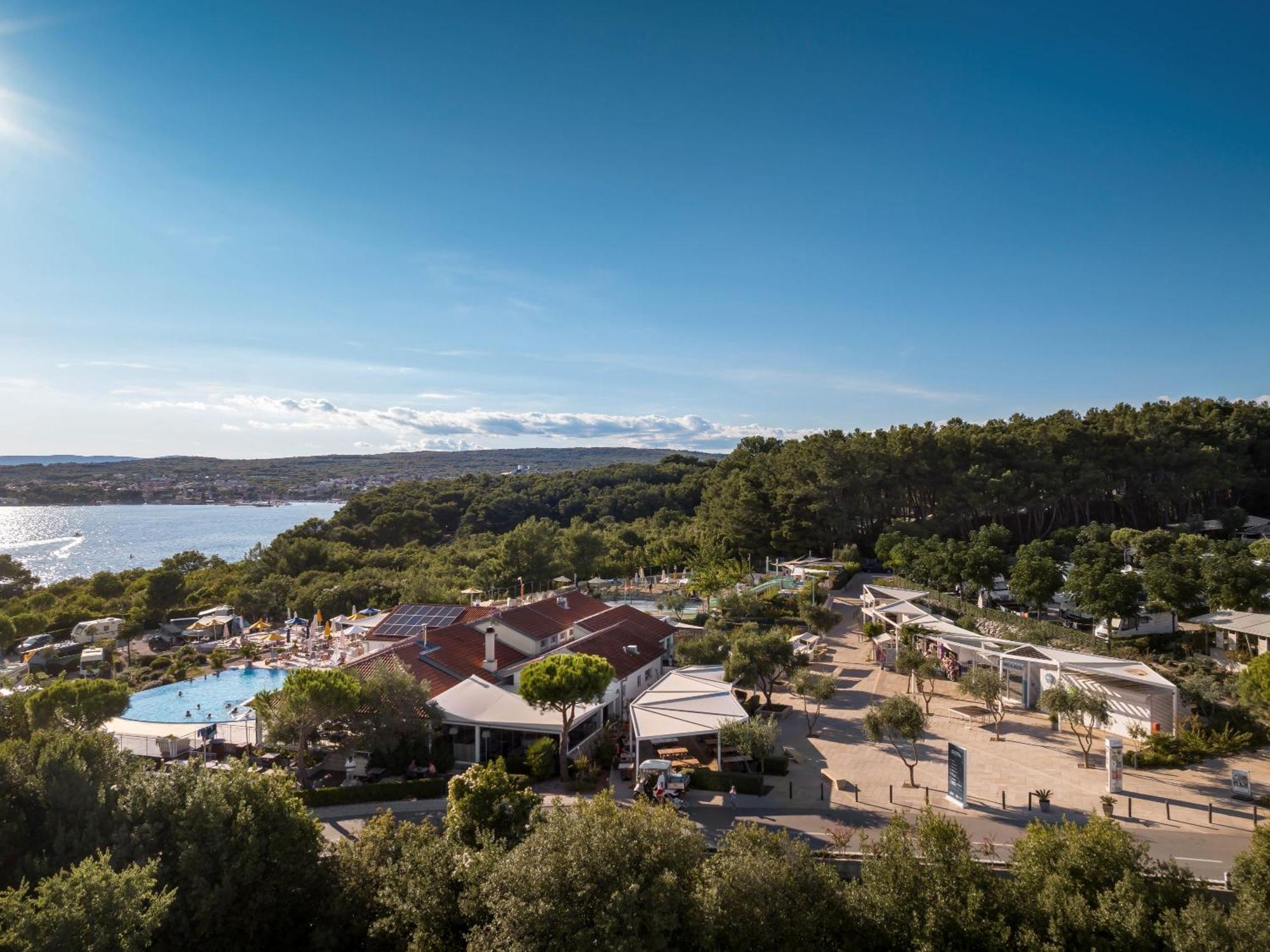 Krk Premium Camping Resort คิร์ก ภายนอก รูปภาพ
